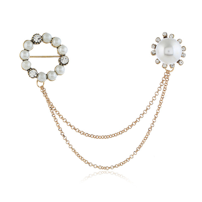 Chain Linked Pearl Entourage Brooch Pin