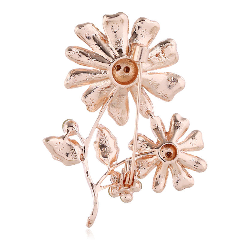 Rhinestone Adorned Gold-Tone Daisy Flower Brooch