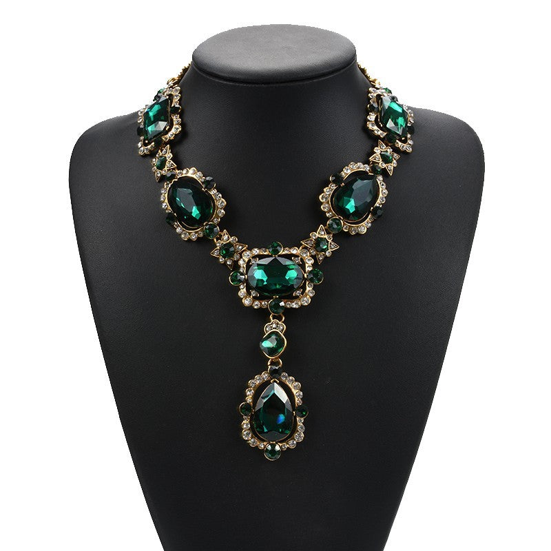 Exaggerated Rhinestone Pendant Necklace