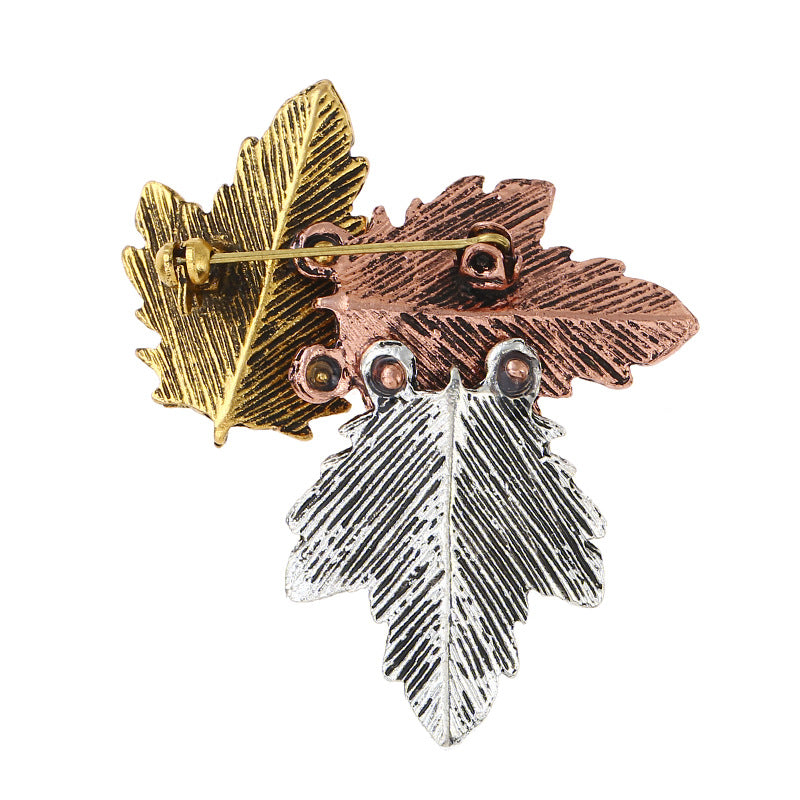 Contrasting Maple Leaf Brooch Pin